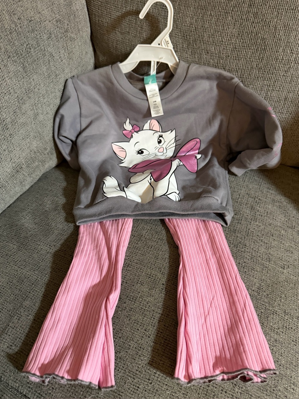 Disney Grey Pullover with Pink Bow Cat and Pink Ribbed Pants Pajama Set
